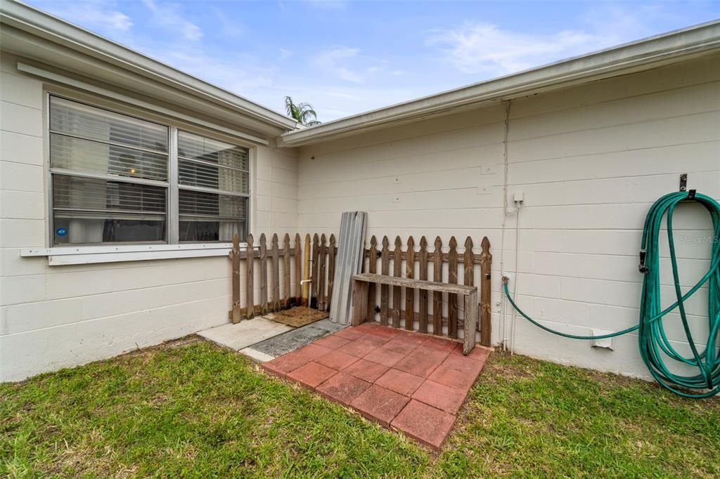 En Venta: $225,000 (2 camas, 1 baños, 984 Pies cuadrados)