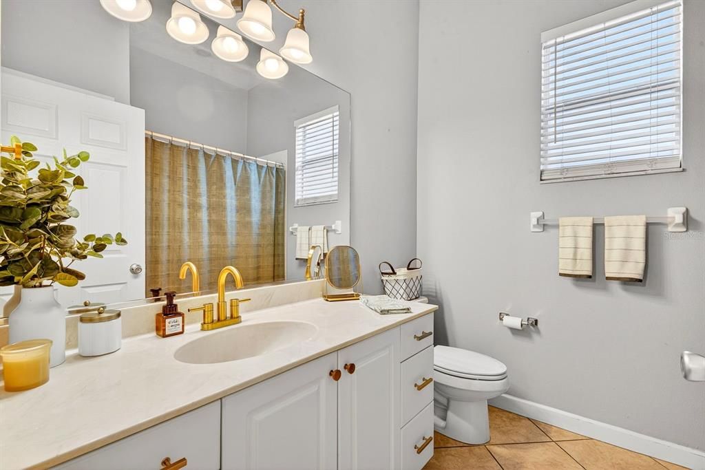For Sale: $445,000 (3 beds, 2 baths, 2009 Square Feet)