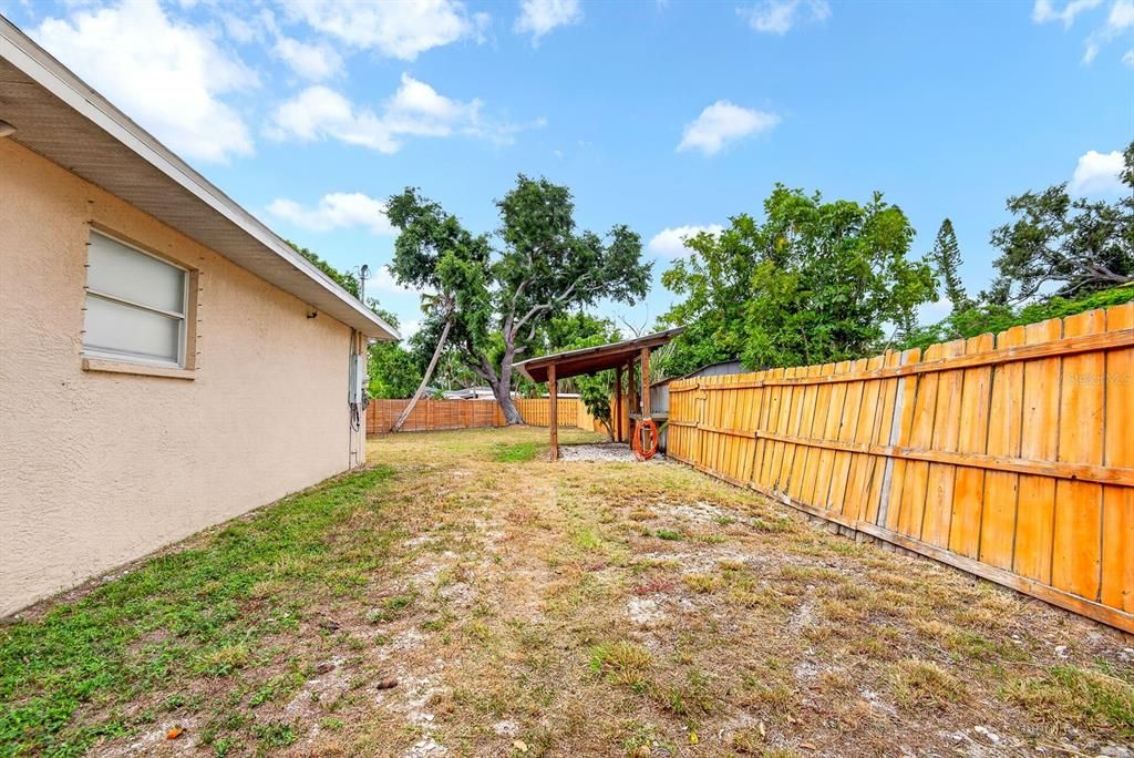 For Sale: $445,000 (3 beds, 2 baths, 2009 Square Feet)