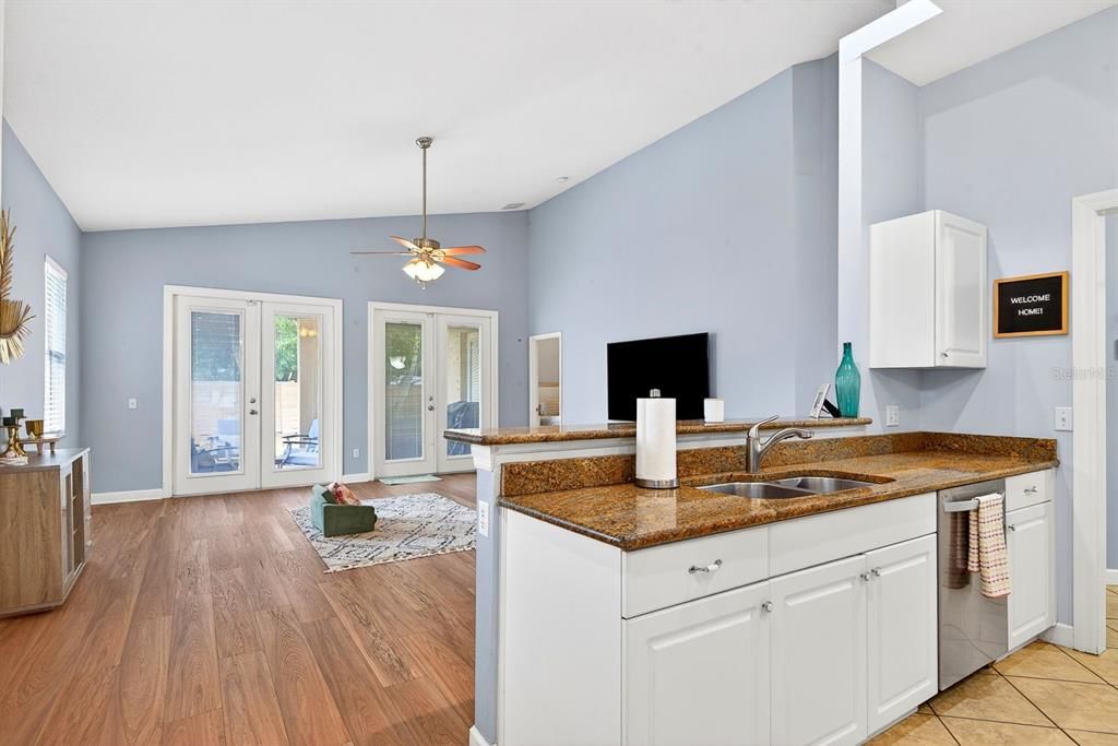 For Sale: $445,000 (3 beds, 2 baths, 2009 Square Feet)