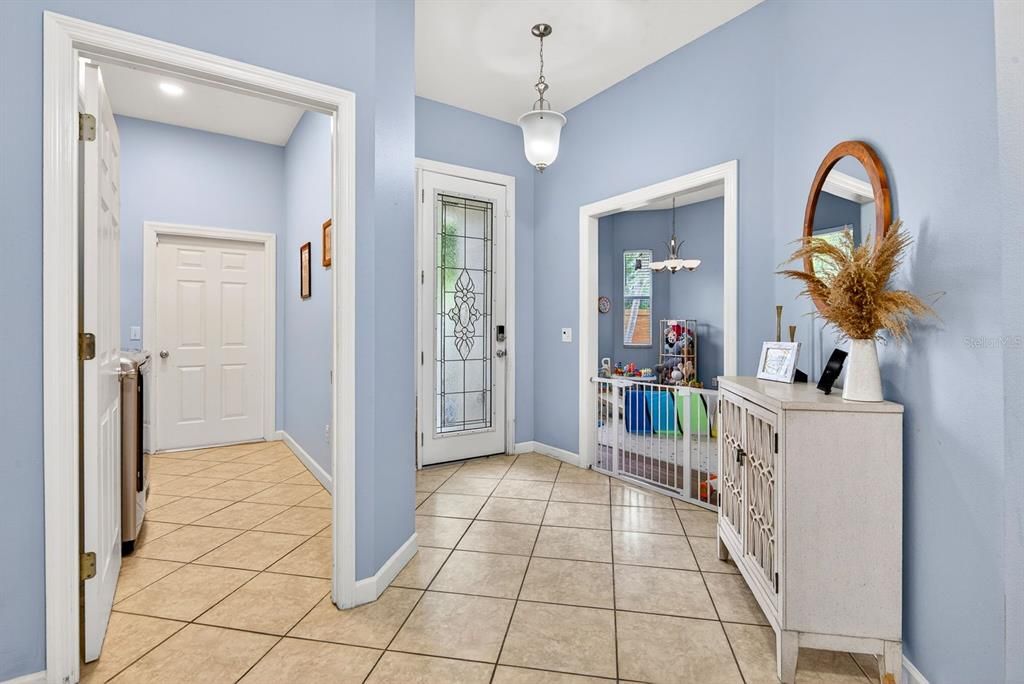 For Sale: $445,000 (3 beds, 2 baths, 2009 Square Feet)
