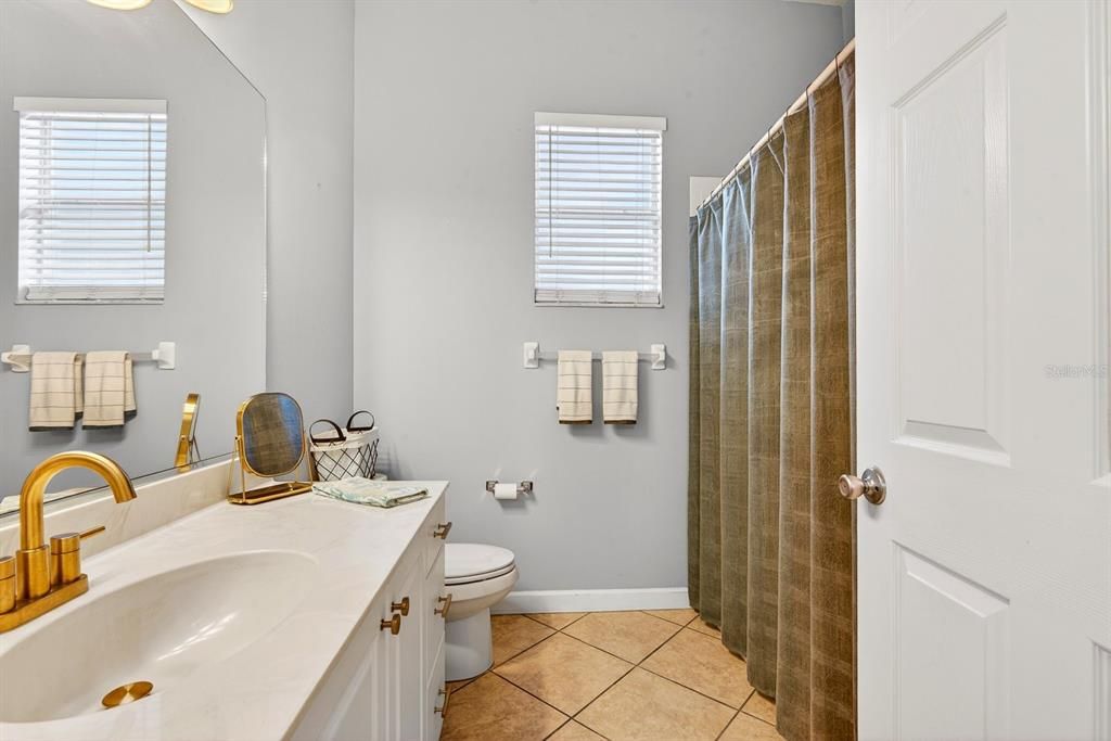 For Sale: $445,000 (3 beds, 2 baths, 2009 Square Feet)