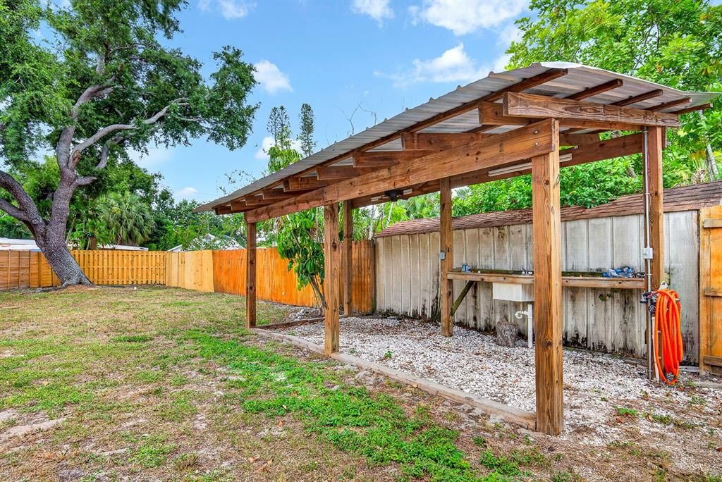 For Sale: $445,000 (3 beds, 2 baths, 2009 Square Feet)