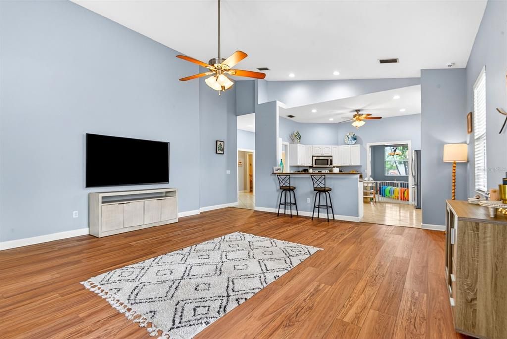 For Sale: $445,000 (3 beds, 2 baths, 2009 Square Feet)