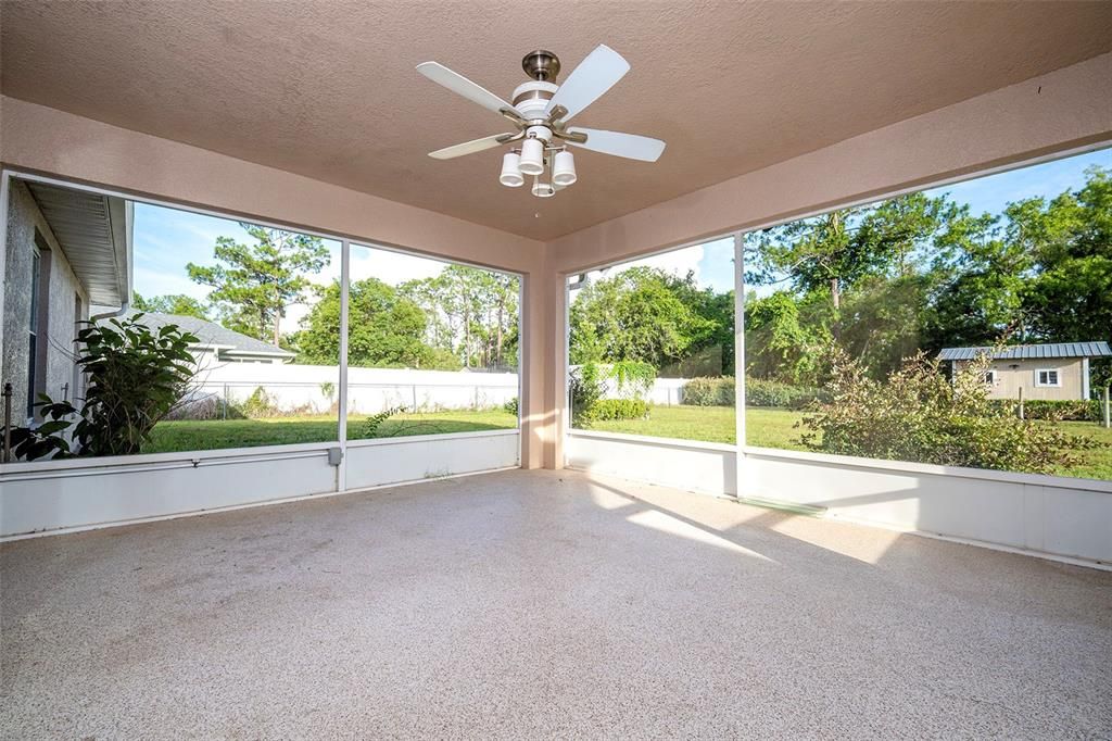 En Venta: $384,999 (4 camas, 2 baños, 2240 Pies cuadrados)