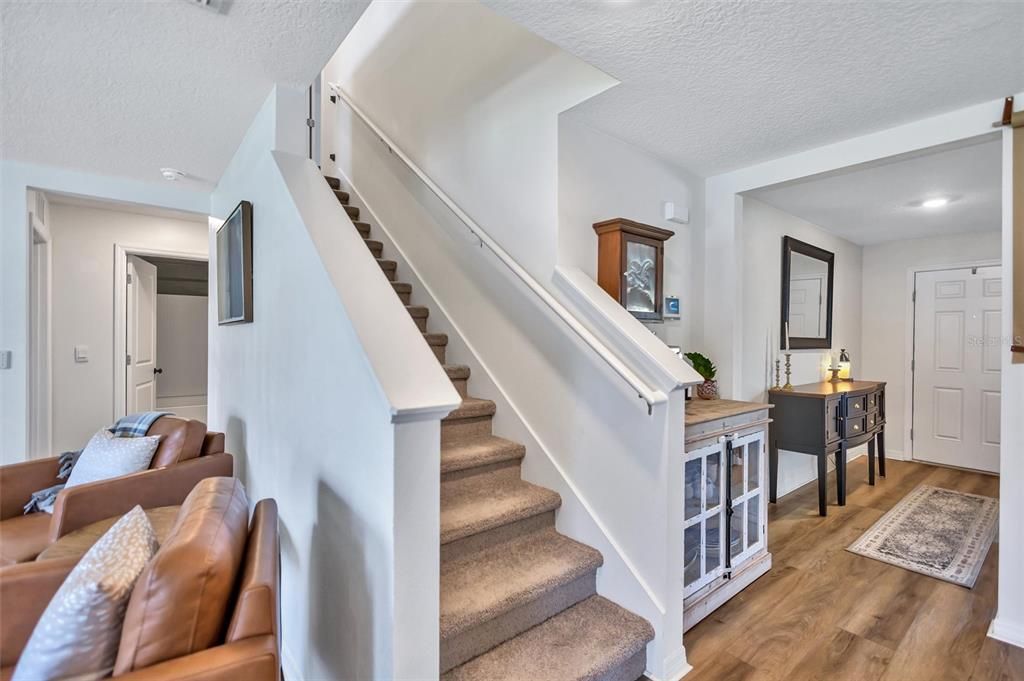 For Sale: $435,000 (5 beds, 3 baths, 2605 Square Feet)