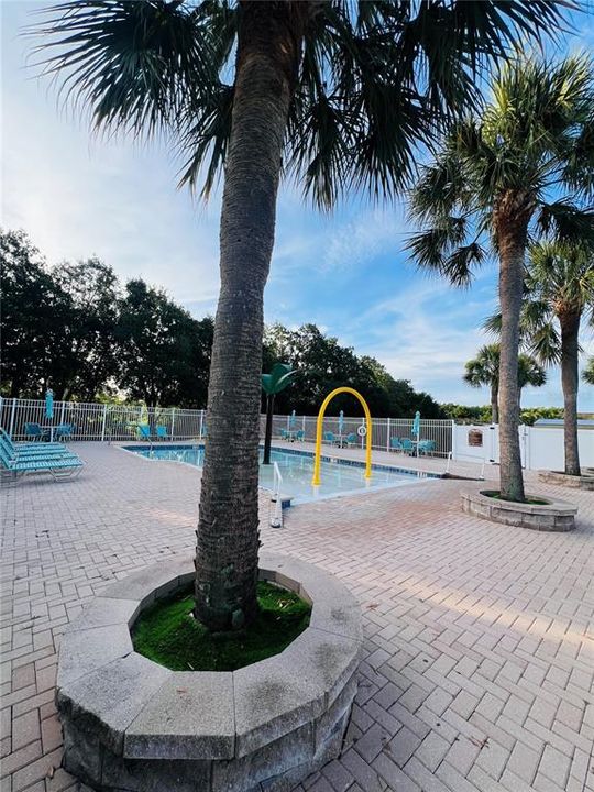 For Sale: $380,000 (3 beds, 2 baths, 1598 Square Feet)