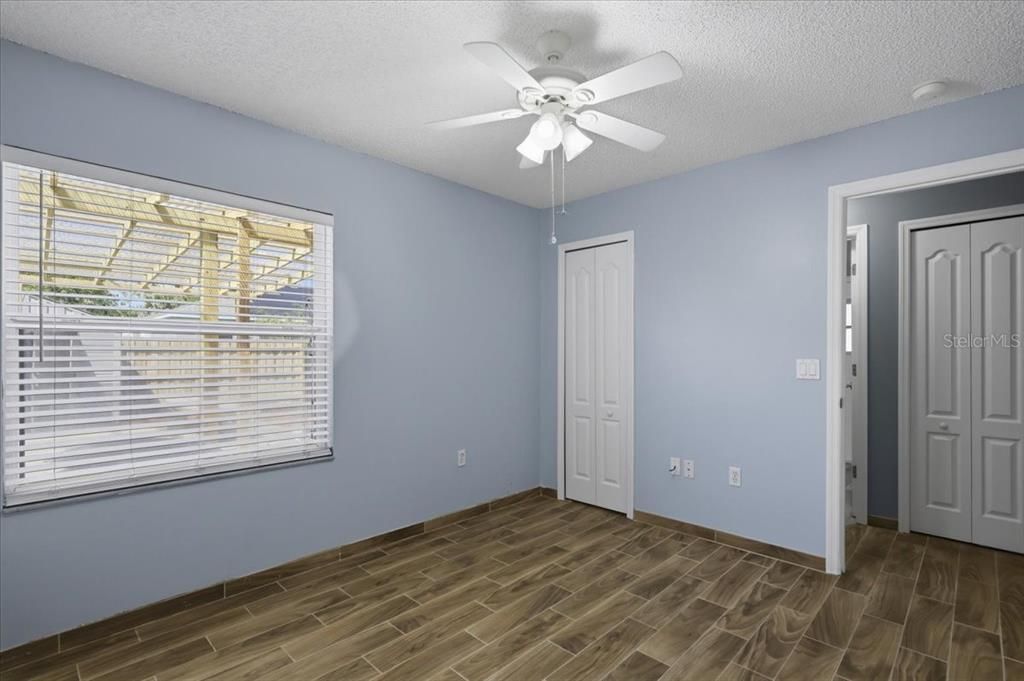 En Venta: $480,000 (4 camas, 2 baños, 2236 Pies cuadrados)
