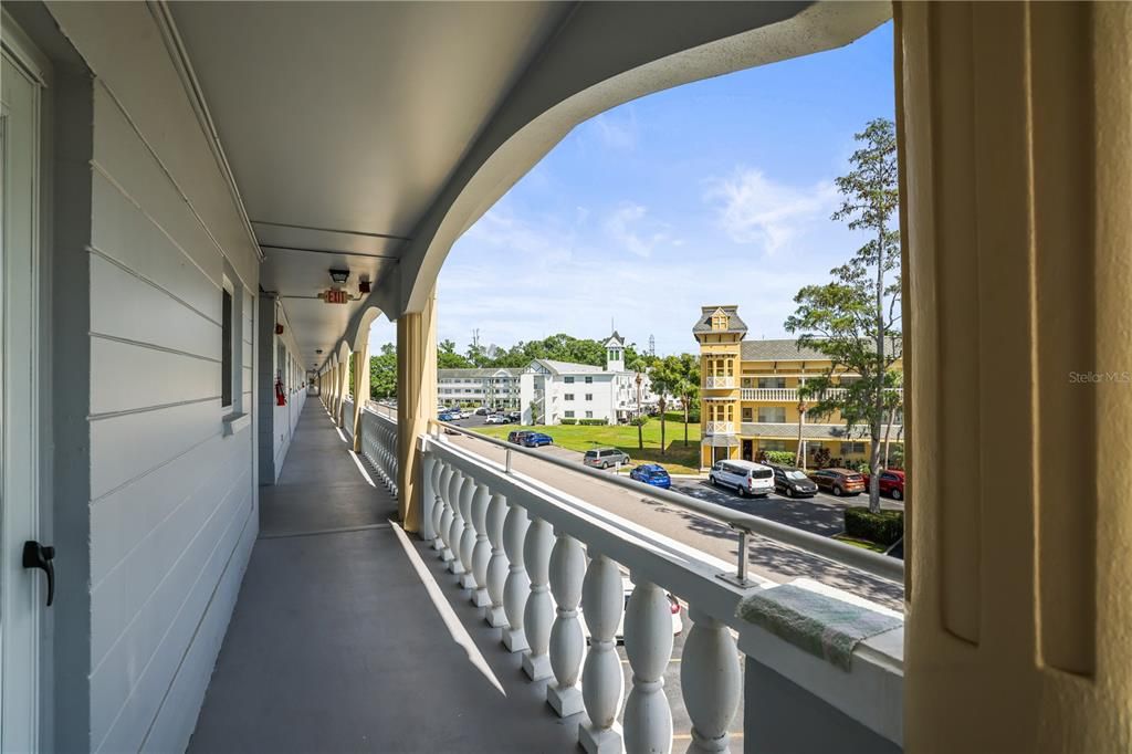 For Sale: $145,000 (2 beds, 2 baths, 1370 Square Feet)