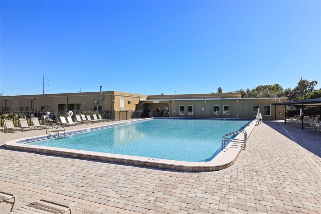 For Sale: $145,000 (2 beds, 2 baths, 1370 Square Feet)