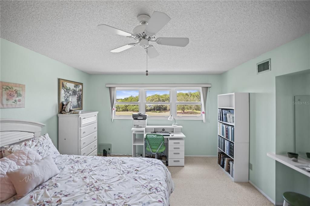 For Sale: $145,000 (2 beds, 2 baths, 1370 Square Feet)