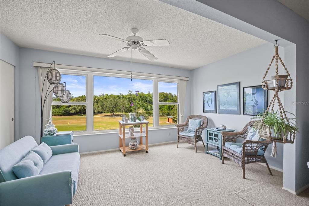 For Sale: $145,000 (2 beds, 2 baths, 1370 Square Feet)