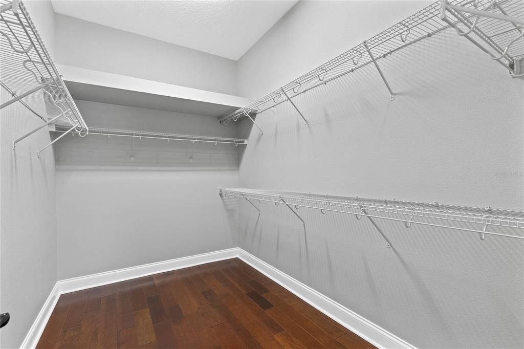 For Rent: $3,950 (4 beds, 3 baths, 2950 Square Feet)