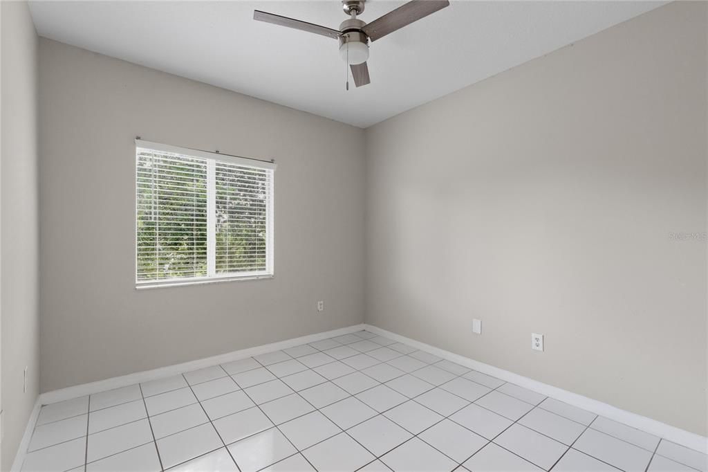 For Rent: $1,975 (3 beds, 2 baths, 1200 Square Feet)