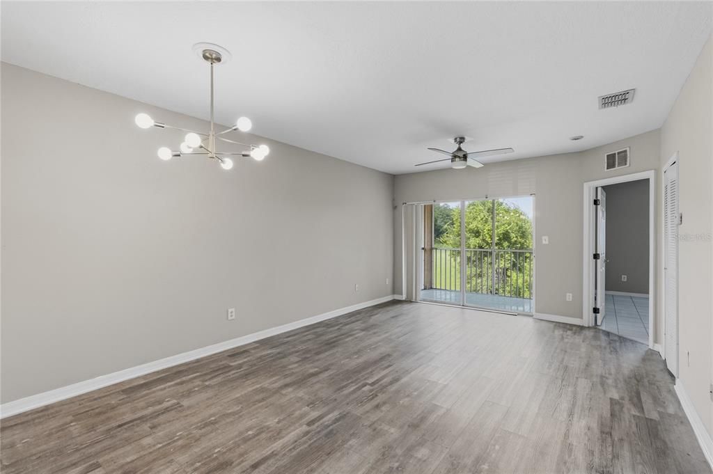 For Rent: $1,975 (3 beds, 2 baths, 1200 Square Feet)