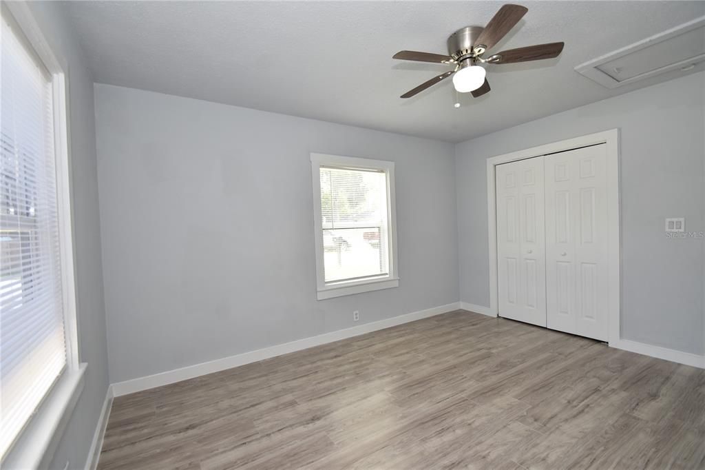 Activo con contrato: $199,900 (3 camas, 1 baños, 1038 Pies cuadrados)