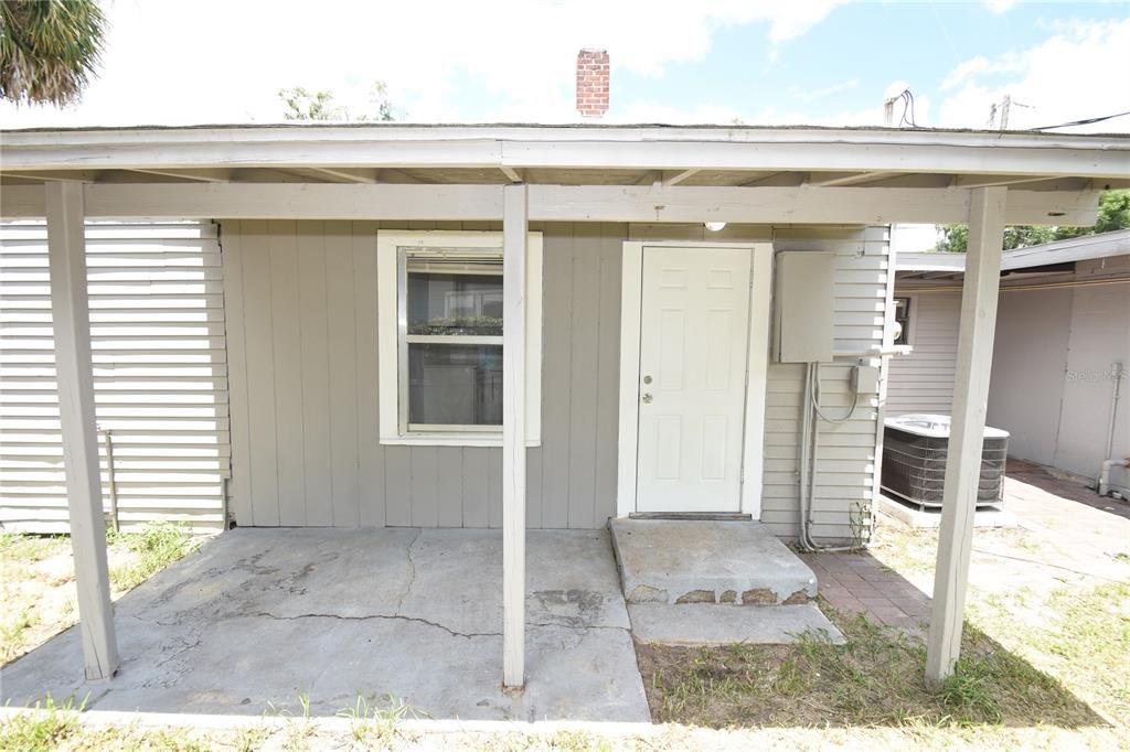 Activo con contrato: $199,900 (3 camas, 1 baños, 1038 Pies cuadrados)