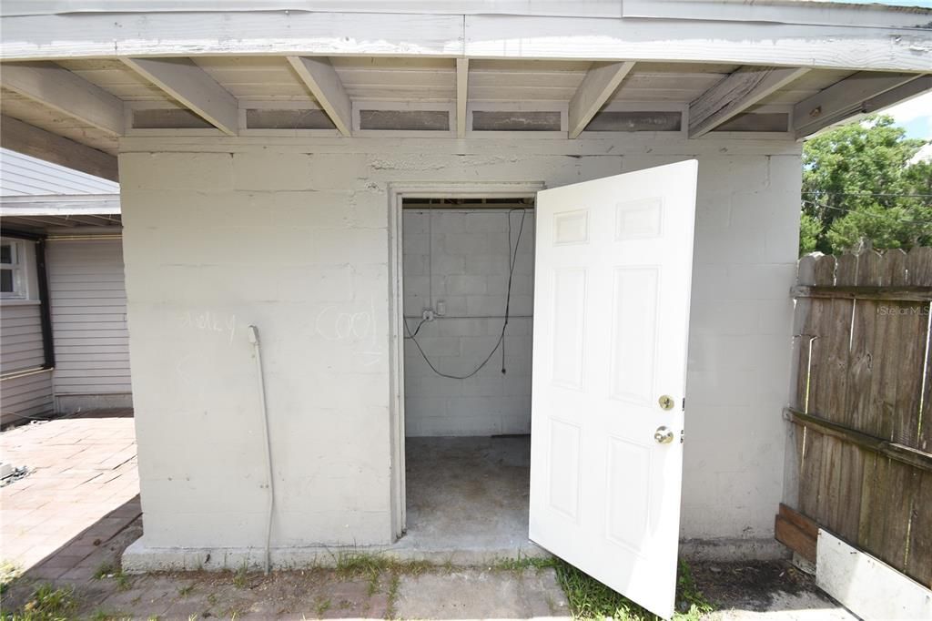 Activo con contrato: $199,900 (3 camas, 1 baños, 1038 Pies cuadrados)