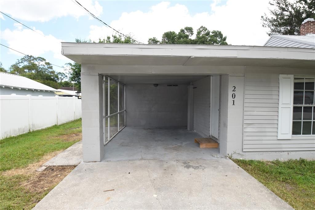 Activo con contrato: $199,900 (3 camas, 1 baños, 1038 Pies cuadrados)