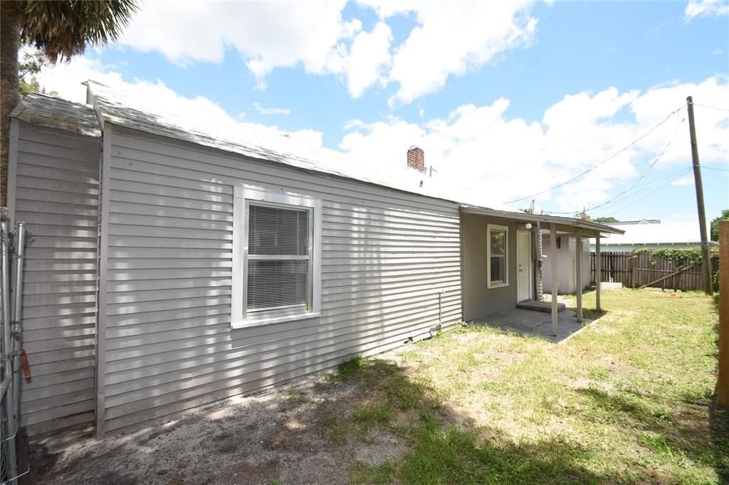 Activo con contrato: $199,900 (3 camas, 1 baños, 1038 Pies cuadrados)