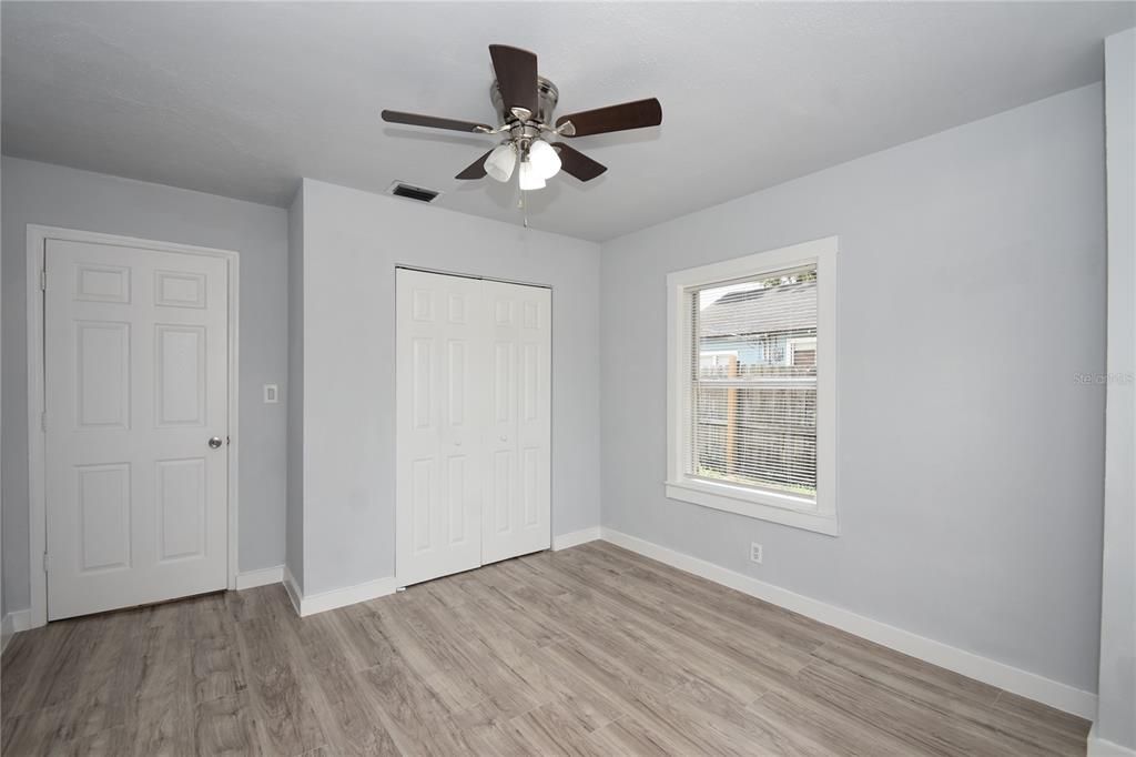 Activo con contrato: $199,900 (3 camas, 1 baños, 1038 Pies cuadrados)
