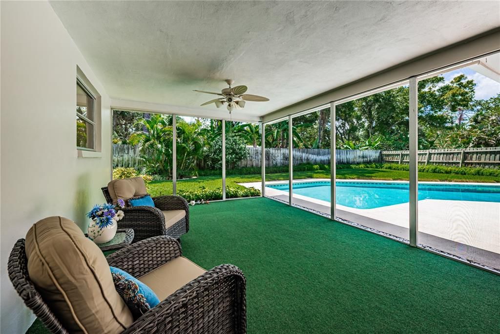 For Sale: $545,000 (3 beds, 2 baths, 1964 Square Feet)