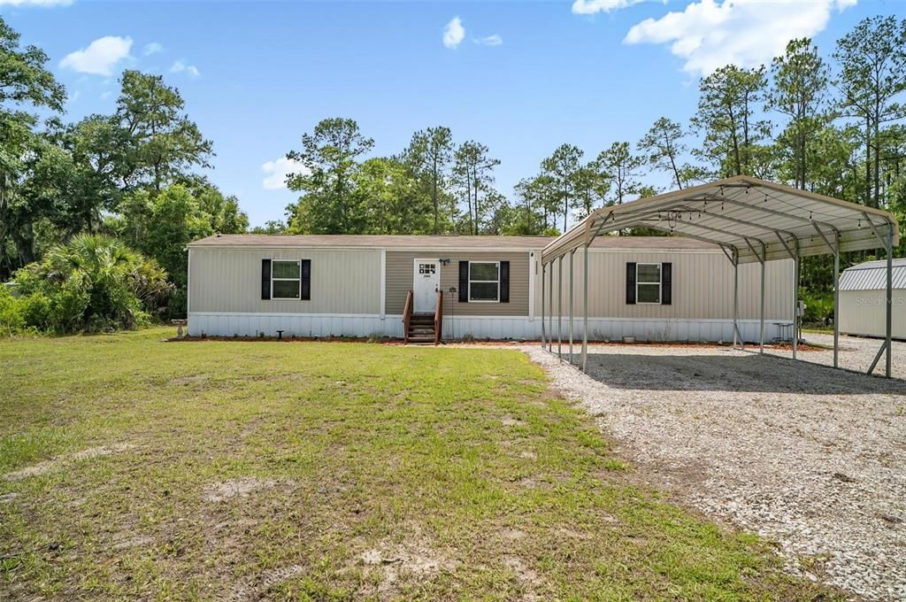 For Sale: $229,900 (3 beds, 2 baths, 1216 Square Feet)