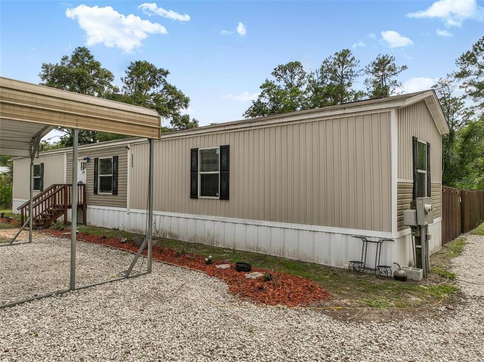 For Sale: $229,900 (3 beds, 2 baths, 1216 Square Feet)