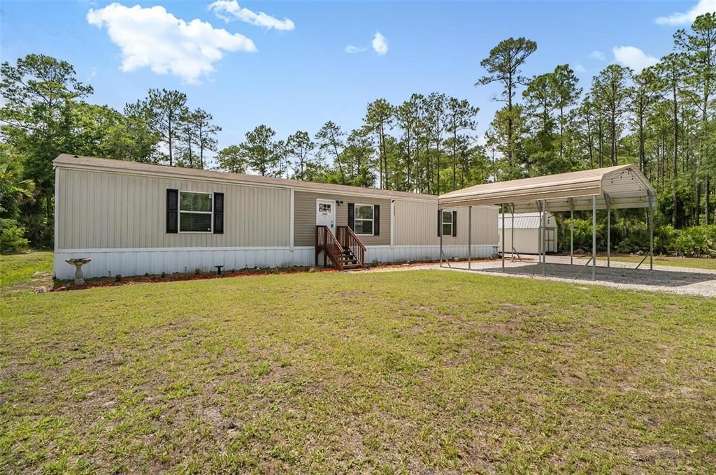 For Sale: $229,900 (3 beds, 2 baths, 1216 Square Feet)