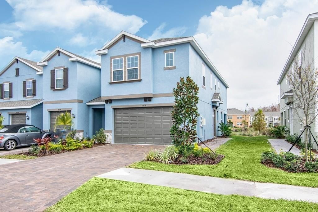 For Rent: $2,500 (3 beds, 2 baths, 1872 Square Feet)