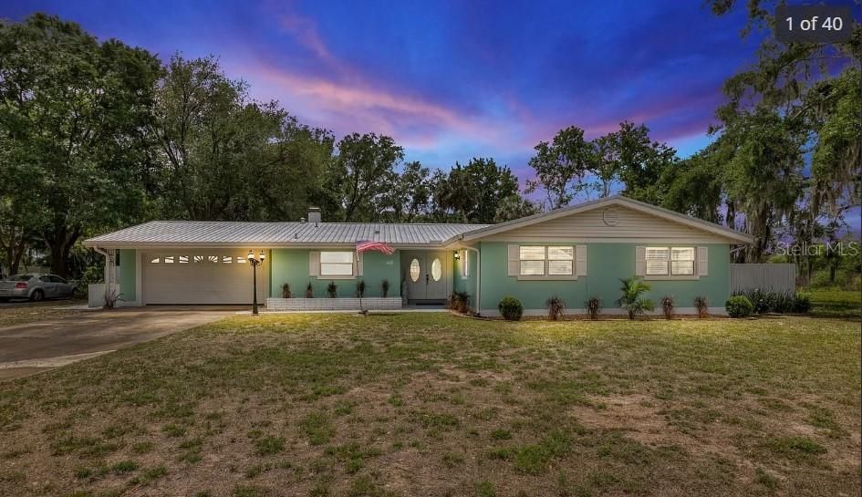 Recently Sold: $435,000 (3 beds, 2 baths, 1857 Square Feet)