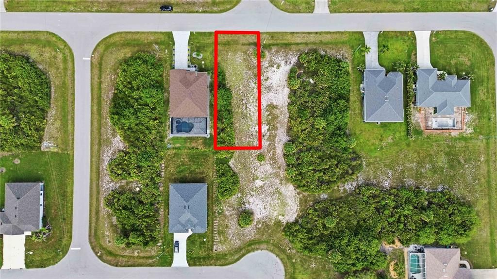 For Sale: $26,000 (0.17 acres)
