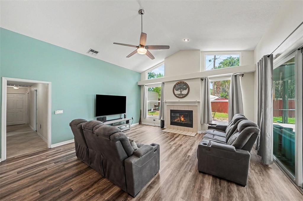 For Sale: $630,000 (4 beds, 3 baths, 2731 Square Feet)