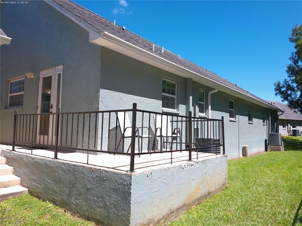 For Sale: $154,900 (2 beds, 2 baths, 1024 Square Feet)