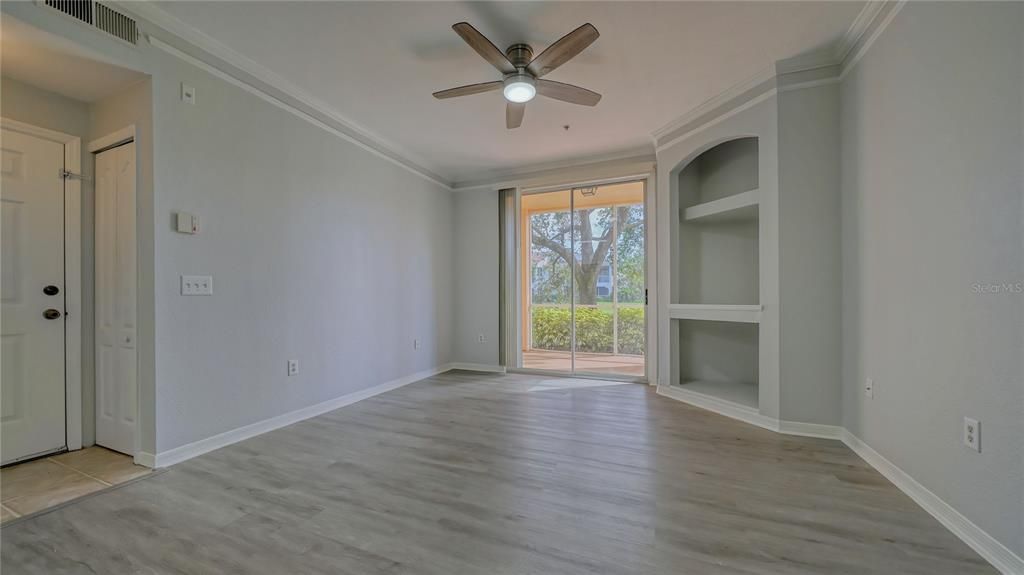 For Rent: $1,495 (1 beds, 1 baths, 661 Square Feet)