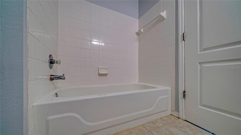 For Rent: $1,495 (1 beds, 1 baths, 661 Square Feet)