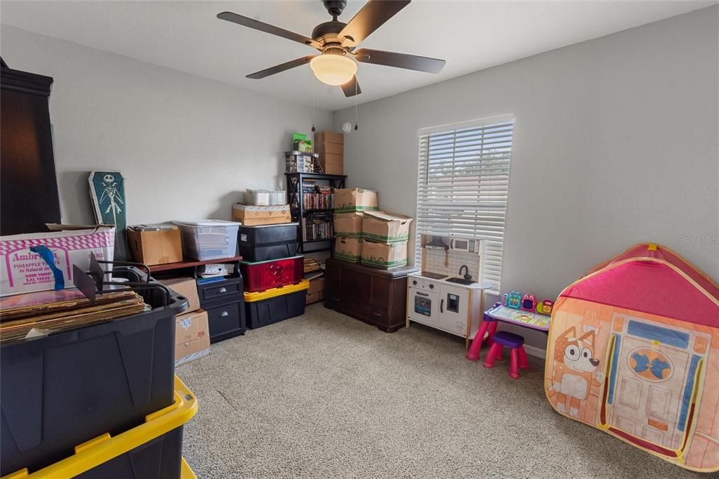 For Sale: $313,000 (3 beds, 2 baths, 1459 Square Feet)