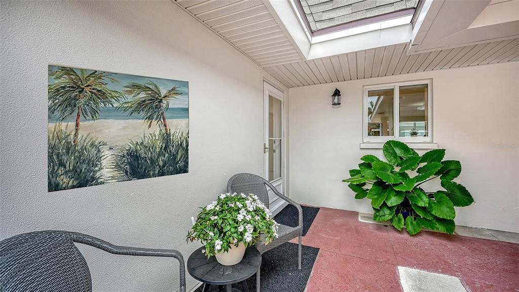 待售: $799,000 (2 贝兹, 2 浴室, 1242 平方英尺)