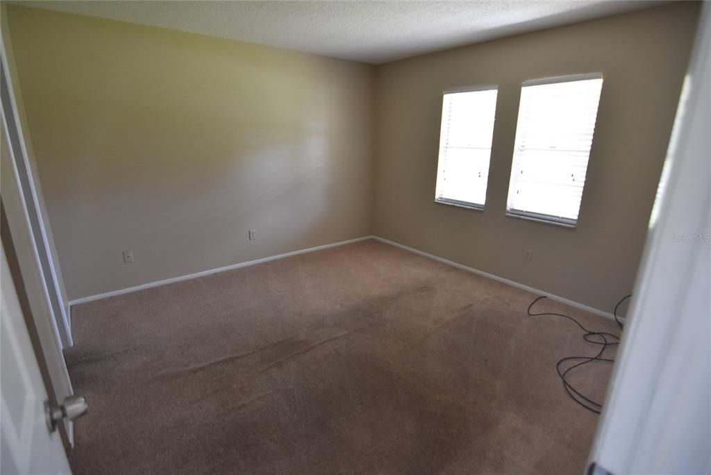 For Rent: $2,000 (3 beds, 2 baths, 1080 Square Feet)