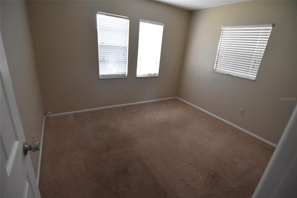 For Rent: $2,000 (3 beds, 2 baths, 1080 Square Feet)