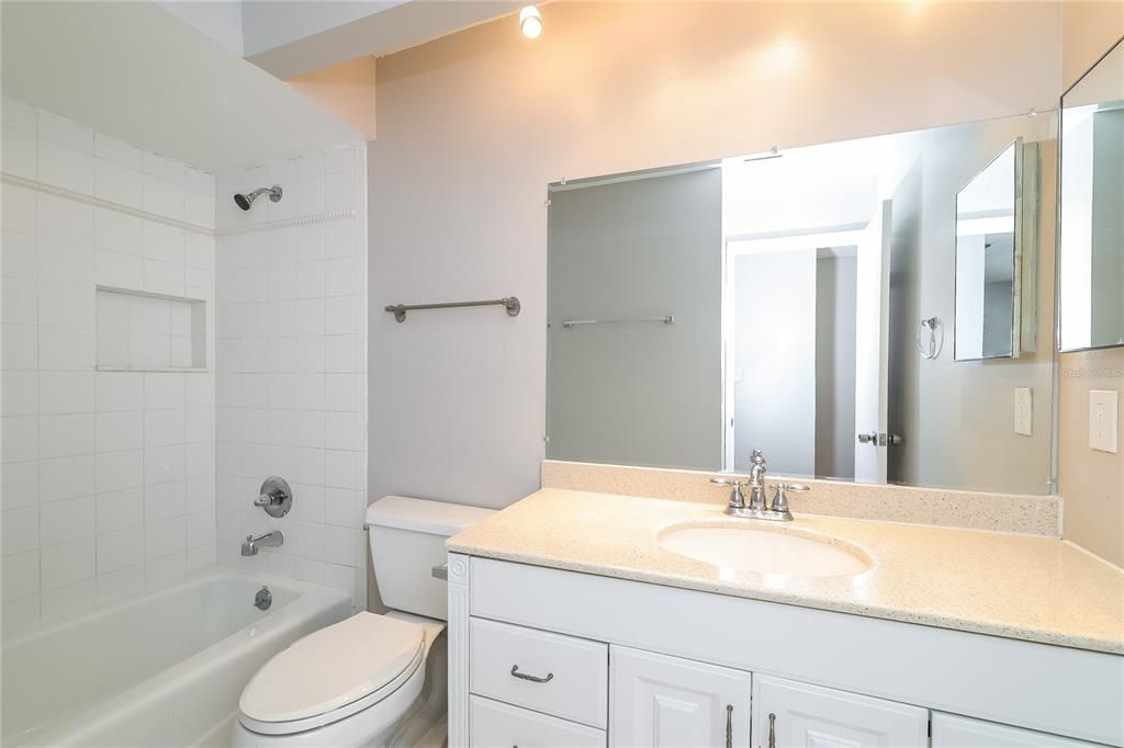 For Sale: $400,000 (3 beds, 2 baths, 1545 Square Feet)