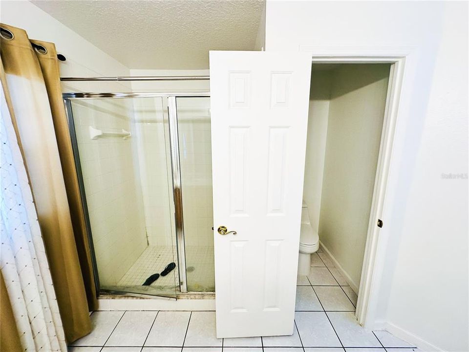 For Sale: $340,000 (3 beds, 2 baths, 1978 Square Feet)