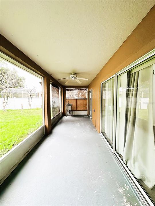 For Sale: $340,000 (3 beds, 2 baths, 1978 Square Feet)
