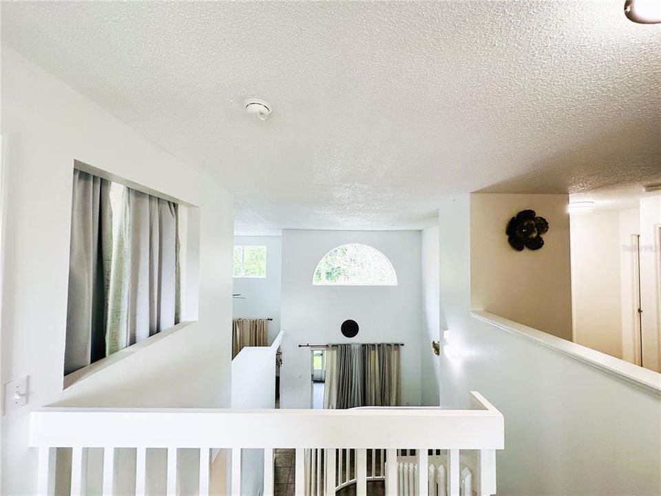 For Sale: $340,000 (3 beds, 2 baths, 1978 Square Feet)