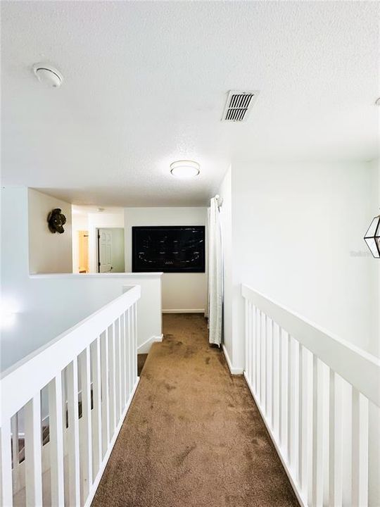 For Sale: $340,000 (3 beds, 2 baths, 1978 Square Feet)