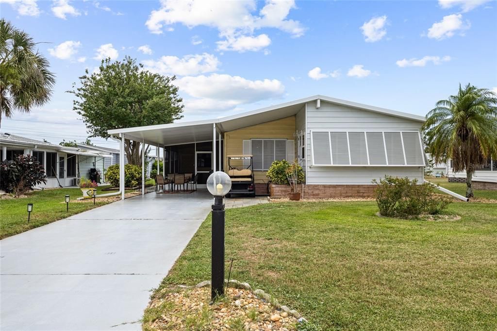For Sale: $227,000 (2 beds, 2 baths, 1144 Square Feet)