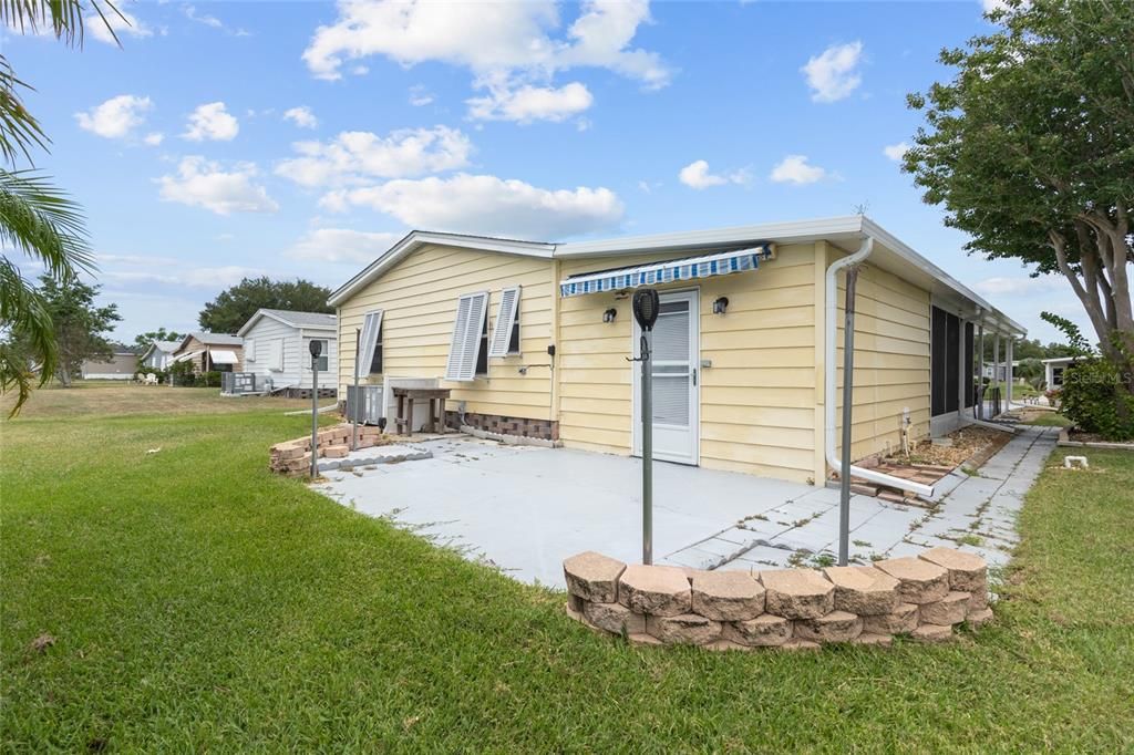 For Sale: $227,000 (2 beds, 2 baths, 1144 Square Feet)