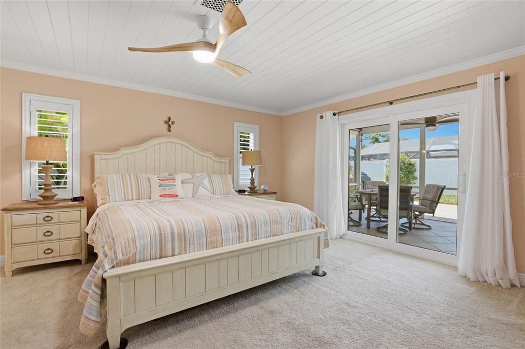 For Sale: $400,000 (2 beds, 2 baths, 1430 Square Feet)