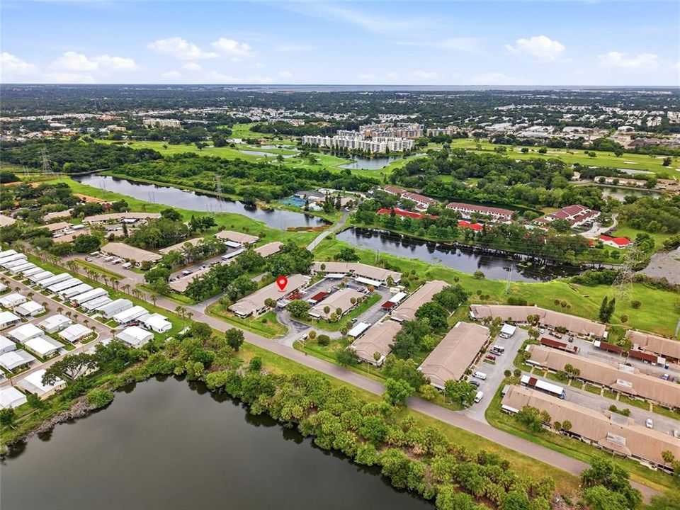For Sale: $215,000 (2 beds, 2 baths, 1110 Square Feet)
