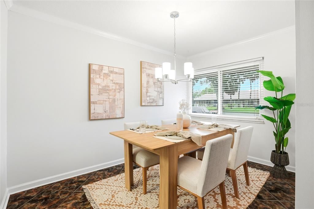 For Sale: $215,000 (2 beds, 2 baths, 1110 Square Feet)